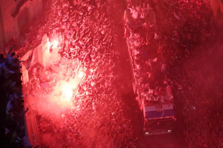 Gdje ste bili 16. srpnja 2018.? Prisjetite se dana kad je Hrvatska stala i bila kao jedno