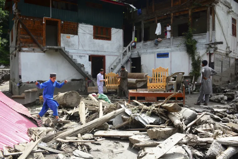 Velike poplave na jugu Azije: Poginulo vi&scaron;e od 200 ljudi, milijuni bježe pred poplavama