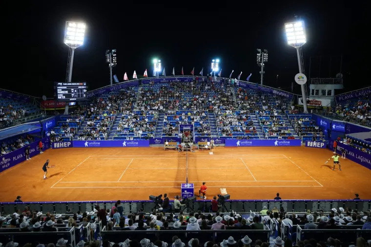 No, vidjelo se da je već nekoliko godina izvan tenisa i posvećen vođenju farme u Australiji, za razliku od Gorana Ivani&scaron;evića koji formu održava igrajući egzibicije i trenirajući dana&scaron;nje vrhunske igrače poput Marina Čilića, Toma&scaron;a Berdycha, Milo&scaron;a Raonića, a od ovog Wimbledona i Novaka Đokovića.