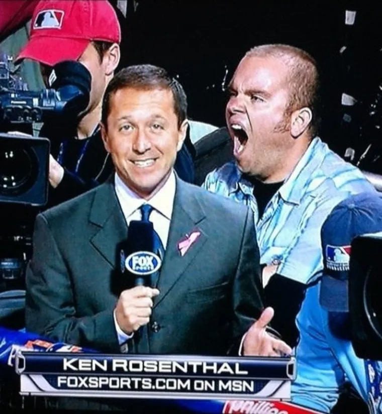 JADNI NEMAJU POJMA DA SU ISPALI IDIOTI: Nabrušene svekrve i nezgodne pozadine doista mogu pokvariti dojam