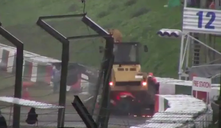 GLAVA MU JE PRETRPJELA UDAR SILE OD 254 G: Ovo je jedna od najvećih tragedija u povijesti sporta