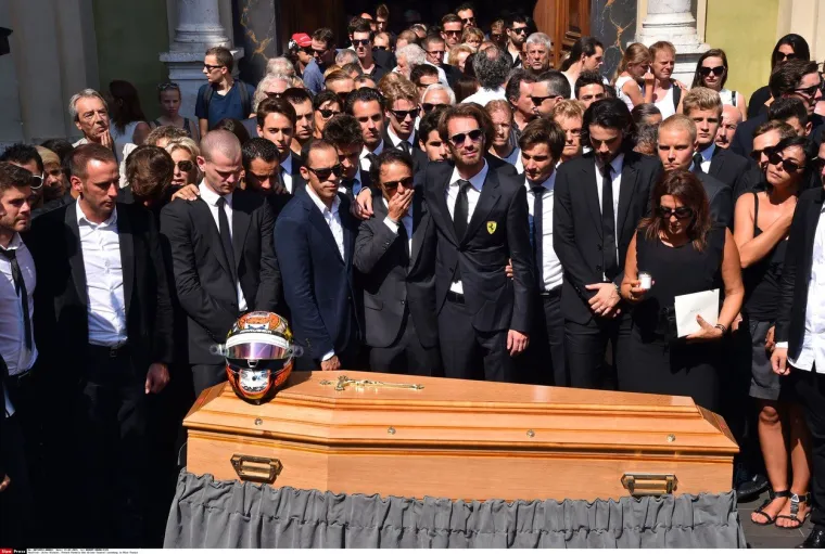 GLAVA MU JE PRETRPJELA UDAR SILE OD 254 G: Ovo je jedna od najvećih tragedija u povijesti sporta