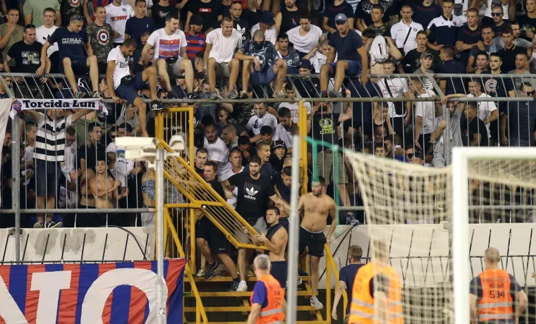 Situacija se smirila tek nakon dolaska interventne policije.