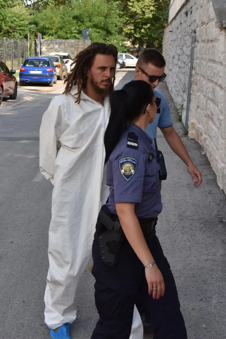 Pula: Privođenje osumnjičenog za ubojstvo njemačkog turista