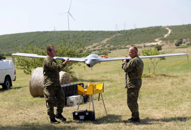 U &Scaron;ibeniku je održana prezentacija kori&scaron;tenja besposadnih zrakoplovnih sustava &ldquo;Orbiter 3&rdquo; koji se koriste u sklopu izviđanja i ranog otkrivanja požara u sklopu Protupožarne sezone 2019. godine