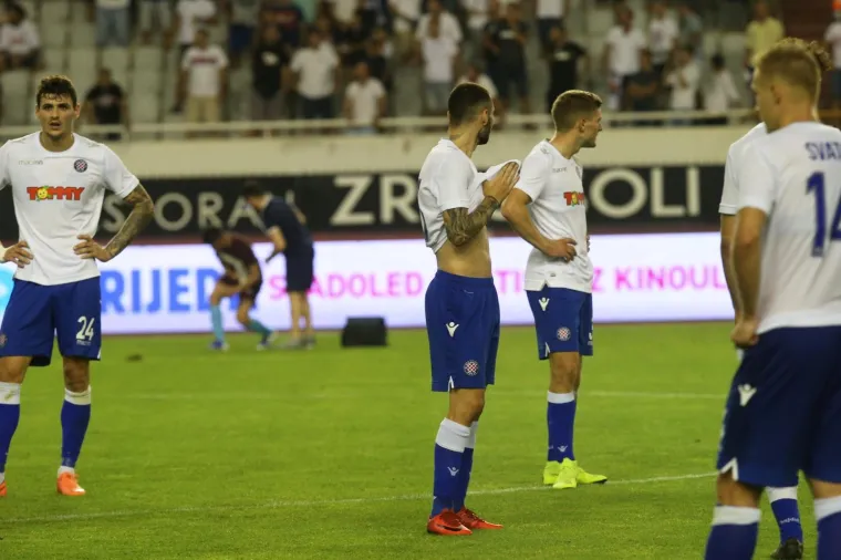 POGLEDAJTE REAKCIJU MARINA BRBIĆA I DRU&Scaron;TVA SINOĆ U LOŽI: Njihovi izrazi lica govore sve