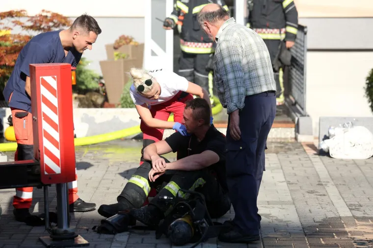 Tuga u Velikoj Gorici: Mladi vatrogasac poginuo dok je gasio požar na krovi&scaron;tu kuće