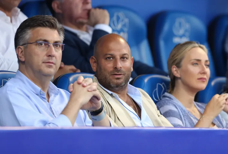 Poznati vole bijeli sport: Na ATP stigli ministri, pogledajte u čijem je dru&scaron;tvu Plenković pratio meč