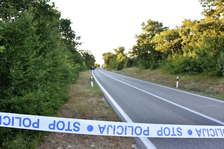 TRAGEDIJA KOD VODNJANA: Motociklist izletio s ceste i poginuo