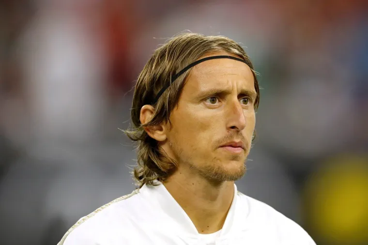 Ne sjećaju se madridski sportski novinari, pogotovo oni koji već dugo godina prate Real u svom poslu, kad je jedna pripremna, prijateljska utakmica u Madridu bila toliko i&scaron;čekivana kao sraz između Real Madrida i Bayerna iz Munchena u Houstonu noćas po hrvatskom vremenu. Na kraju su Kraljevi morali predati nogometnu "vlast" u SAD-u njemačkom gigantu kojeg vodi Niko Kovač, jer su Bavarci bili bolji rezultatom 3:1.