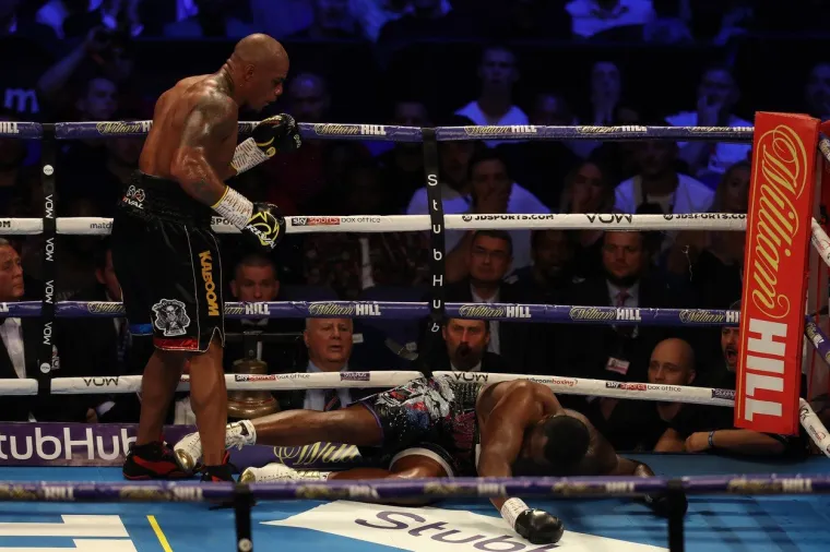 U 9. RUNDI BIO JE NA PODU, MIRISALO JE NA SENZACIJU: Ali, onda je ustao i krenuo u konačni obračun