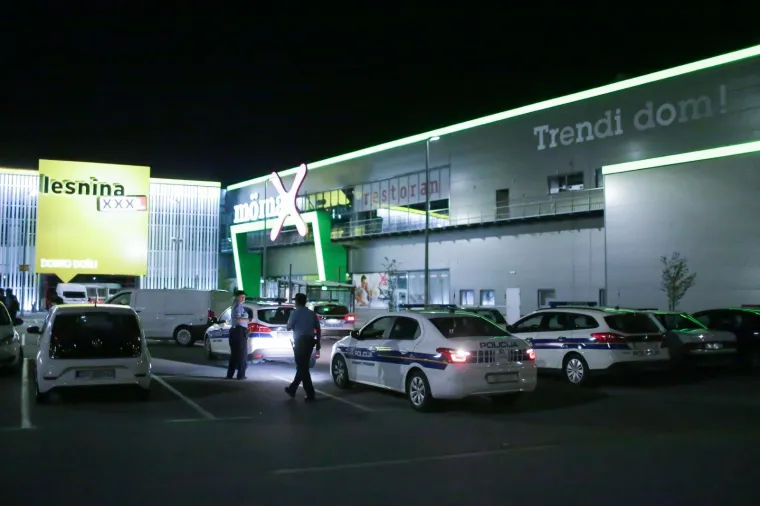 Na adresi Slavonska Avenija 106 u Zagrebu u ponedjeljak oko 20.33 sati za&scaron;titari su spriječili razbojstvo. Upotrijebljeno je vatreno oružje