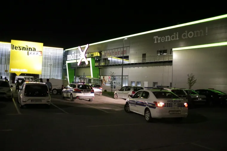 Na adresi Slavonska Avenija 106 u Zagrebu u ponedjeljak oko 20.33 sati za&scaron;titari su spriječili razbojstvo. Upotrijebljeno je vatreno oružje