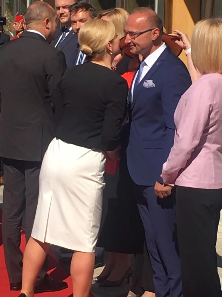 Bugarski predsjednik stigao u posjet Hrvatskoj: Pogledajte srdačan pozdrav predsjednice s novim hrvatskim ministrom!