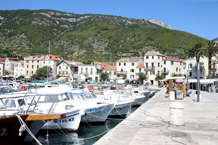 U ovaj mali raj na Visu nemoguće je doći samo jednom! Ukrade vam srce!