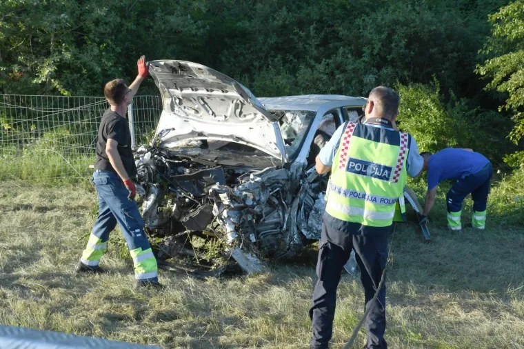 Nova te&scaron;ka nesreća na autocesti kod Novske, jedna osoba poginula, četiri zavr&scaron;ile u bolnici
