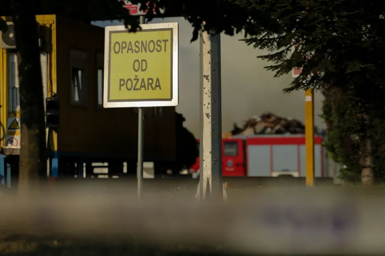 Novi Zagreb smrdi po paljevini, zrak pun dima: 'Ovo je stvarno užas! Nikada ne&scaron;to ovakvo nisam vidio'