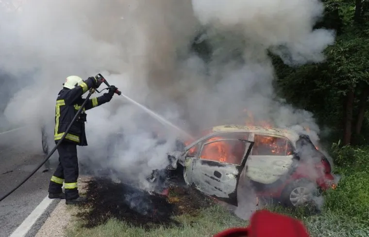 &Scaron;estero ozlijeđeno u te&scaron;koj nesreći kod Čakovca. Među njima i djeca