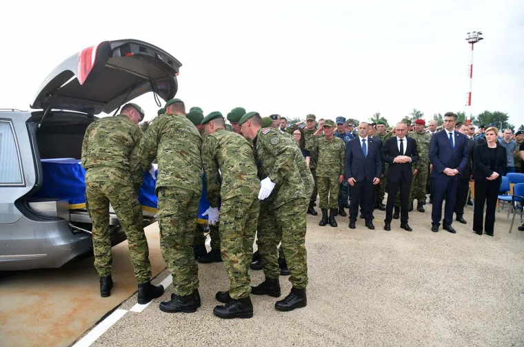 Poginuo u Afganistanu: U Hrvatsku američkim zrakoplovom stiglo tijelo vojnika Josipa Briškog