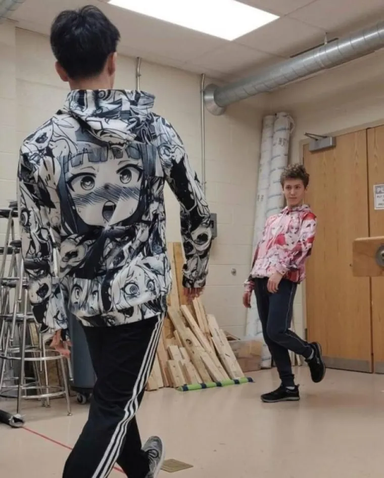 MOŽETE LI ZAMISLITI DA NEŠTO OD OVOGA STAVITE NA SEBE? Ovo mora da je neki poremećaj, drugog objašnjenja nema