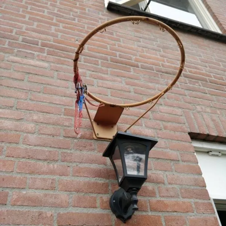 IMALI SU JEDAN POSAO I NISU GA BILI U STANJU NAPRAVITI KAKO SPADA: Ali zato smo se mi nasmijali