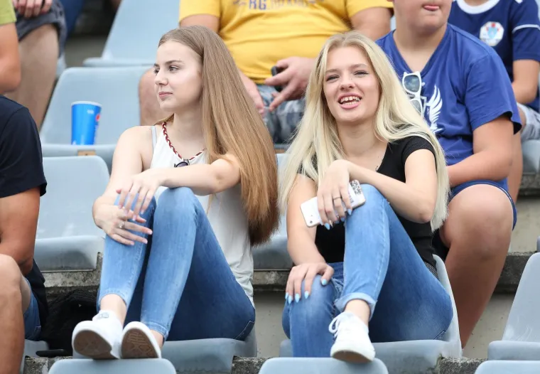 STOTINJAK BOYSA OSTALO PRED STADIONOM: Podigli poruku poginulom hrvatskom sinu koja dira ravno u srce