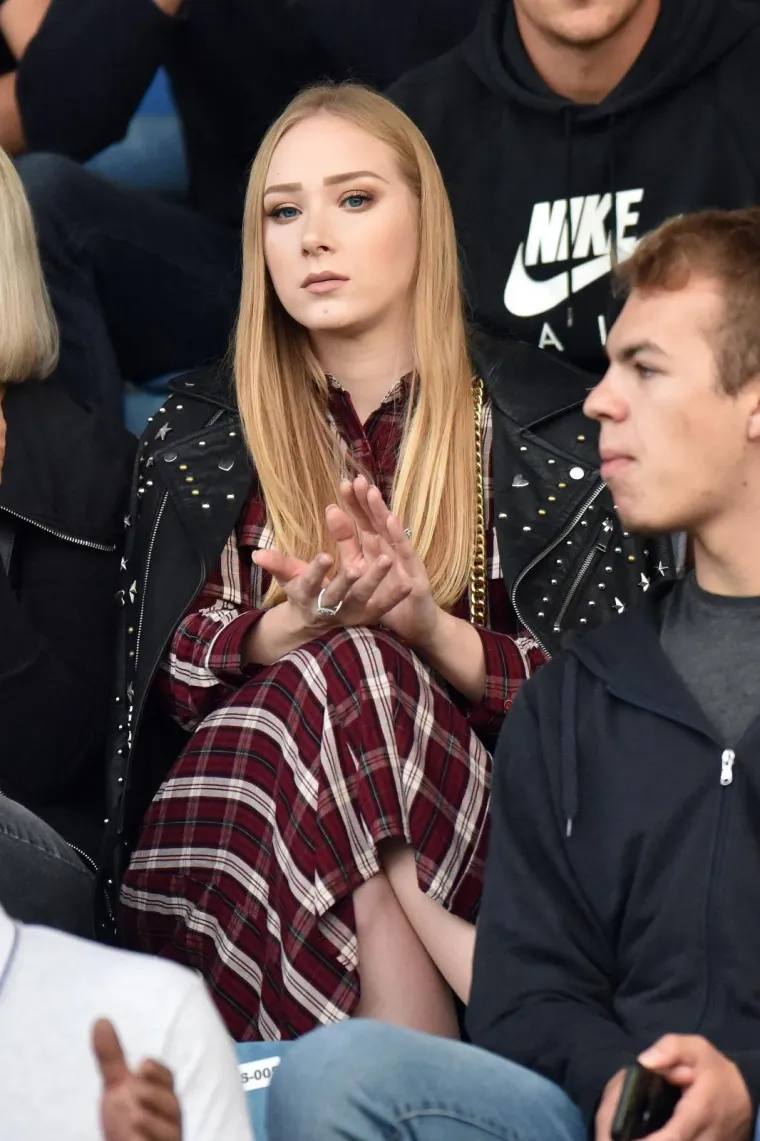 GORI SVE: Torcida je 'zapalila' gostujuću tribinu i bila 12. igrač Bijelih