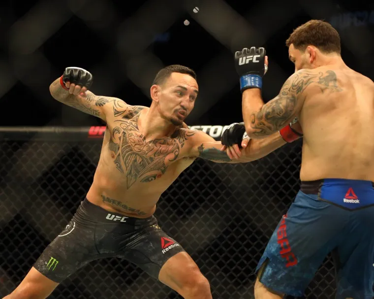 MAKLJAŽA NA NJIHOV NAČIN: Udarci su samo sijevali, publika je bila u ekstazi