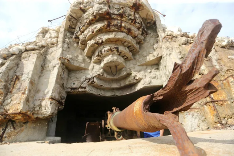 Tajne biv&scaron;e Jugoslavije: Zavirite u labirint podzemnih vojnih tunela na Visu i Titovu &scaron;pilju