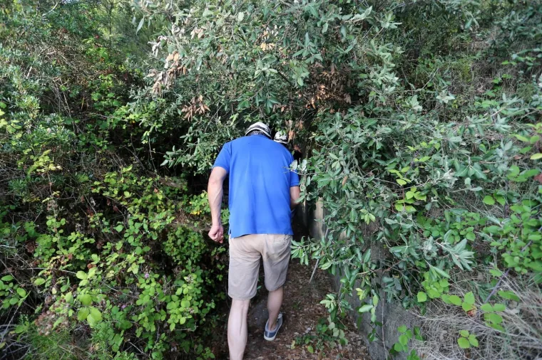 Tajne biv&scaron;e Jugoslavije: Zavirite u labirint podzemnih vojnih tunela na Visu i Titovu &scaron;pilju