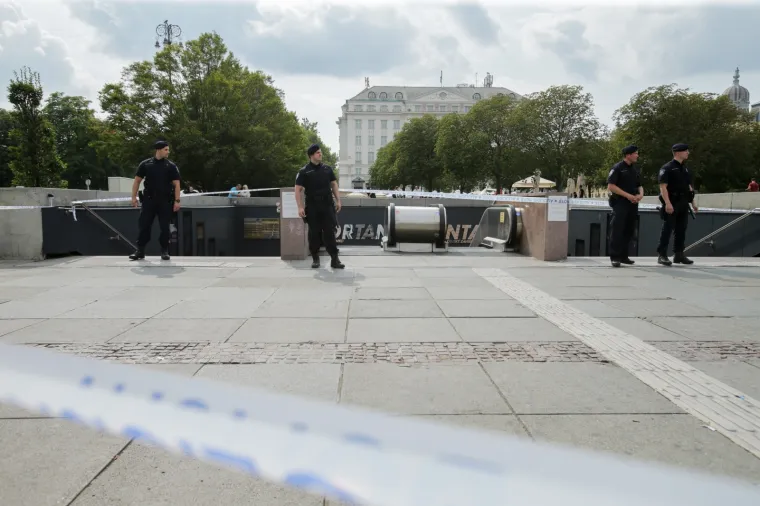 Dojava o bombi u samom sredi&scaron;tu Zagreba: Policija evakuirala poznati trgovački centar!