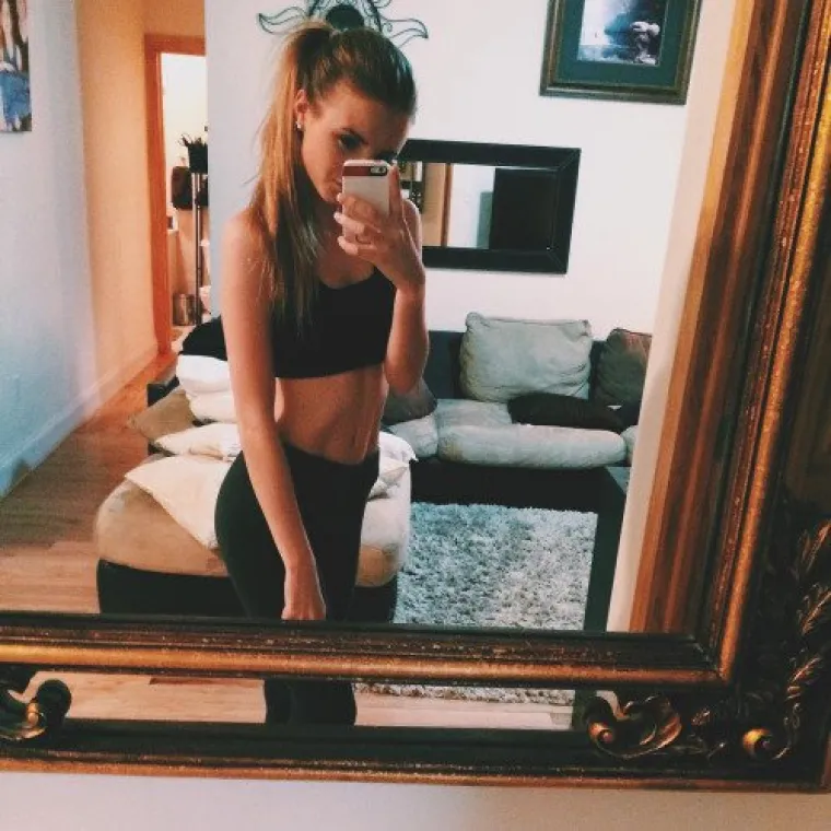 VRAĆAJU SE U IGRU: I seksi odjeća za vježbanje jedva se nosi s njihovim oblinama