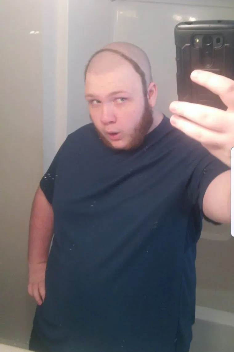 NJIHOVI FRIZERI ZASLUŽUJU ZATVORSKU KAZNU: Obećavamo, ovo su najgore frizure koje ste ikada vidjeli