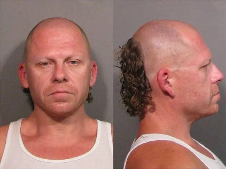 NJIHOVI FRIZERI ZASLUŽUJU ZATVORSKU KAZNU: Obećavamo, ovo su najgore frizure koje ste ikada vidjeli