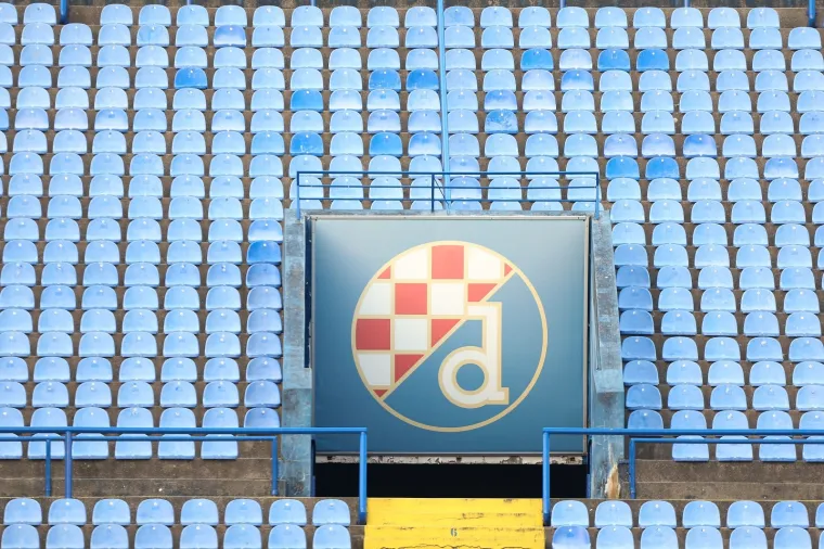 TUGA I JAD U MAKSIMIRU: Modri pred sablazno praznim tribinama igraju za Ligu prvaka