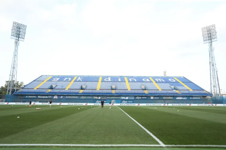 TUGA I JAD U MAKSIMIRU: Modri pred sablazno praznim tribinama igraju za Ligu prvaka