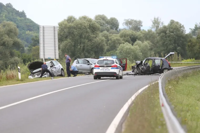 Teška prometna nesreća na staroj Zagorskoj