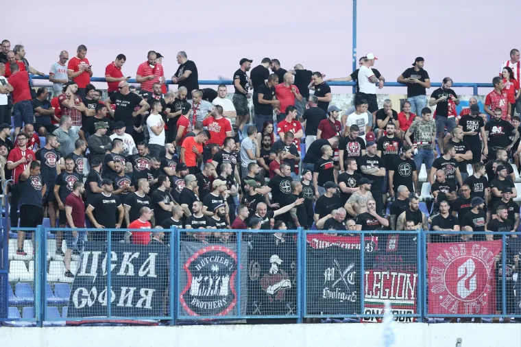 OSIJEK JUNAČKI PAO: Tužna su bila lica, iako su zaslužili i dobili pljesak