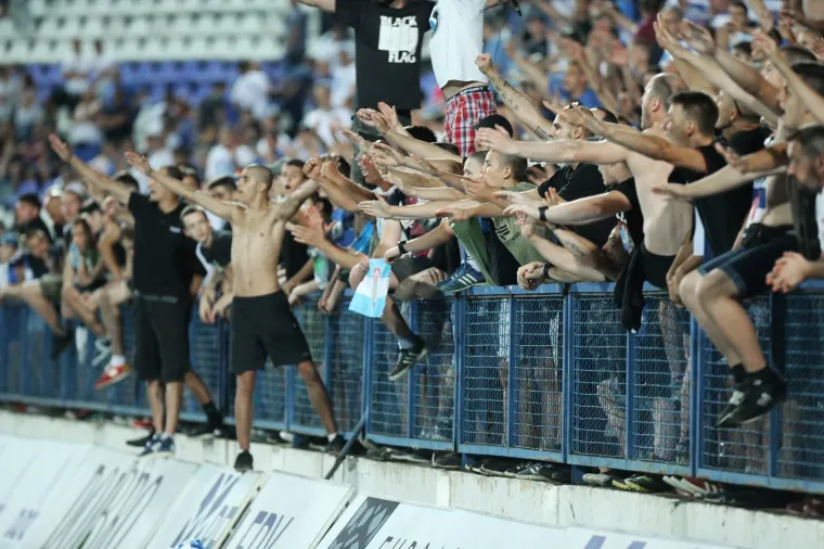 OSIJEK JUNAČKI PAO: Tužna su bila lica, iako su zaslužili i dobili pljesak