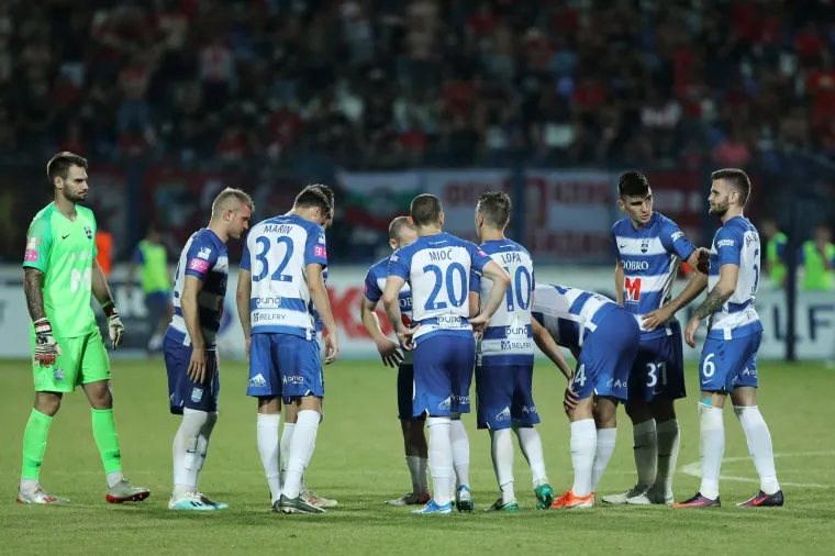 OSIJEK JUNAČKI PAO: Tužna su bila lica, iako su zaslužili i dobili pljesak