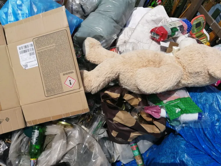 &Scaron;to se to događa?! Zagreb je zatrpan glomaznim otpadom, pogledajte tu sramotu