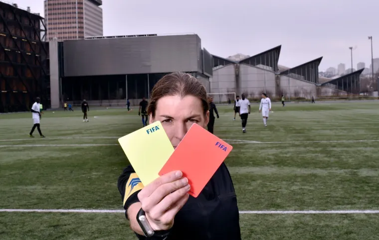 Stephanie Frappert postat će prva žena koja će suditi na utakmici dvaju nogometnih momčadi pod Uefinim krovom. Njoj je, naime, pripala čast suditi susret između Liverpoola i Chelseaja u Superkupu. Utakmica je na rasporedu 14. kolovoza u Istanbulu na stadionu Be&scaron;ikta&scaron;a FOTO: Profimedia, AFP