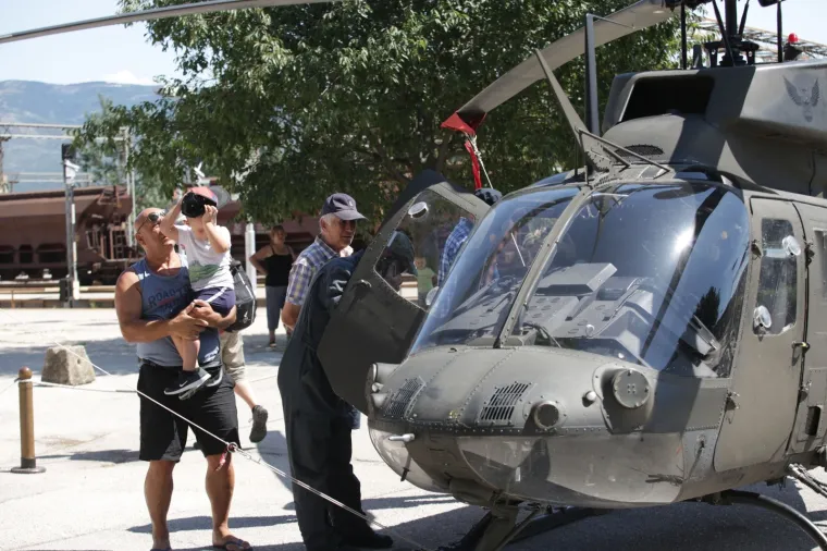 Taktičko tehnički zbor naoružanja i opreme na parkirali&scaron;tu kod Autobusnog kolodvora, povodom proslave Dana pobjede i domovinske zahvalnosti te Dana hrvatskih branitelja