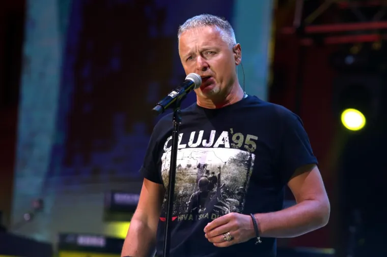 OBLJETNICA 'OLUJE': Thompson zapjevao pred punom Rivom u Splitu