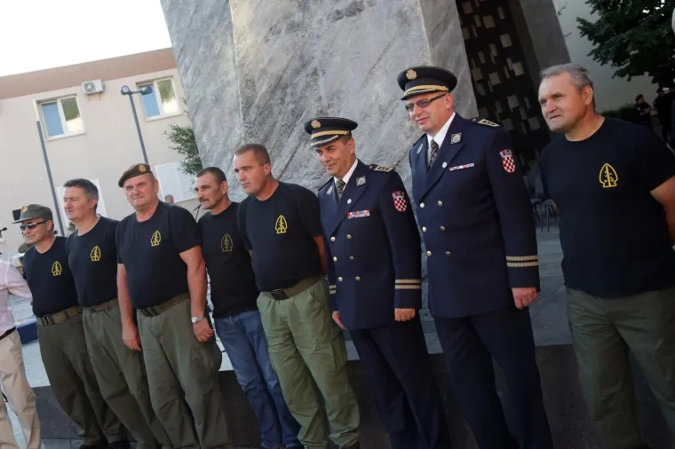 Pogledajte svečane kadrove iz Knina koji je danas 'sredi&scaron;te Hrvatske'