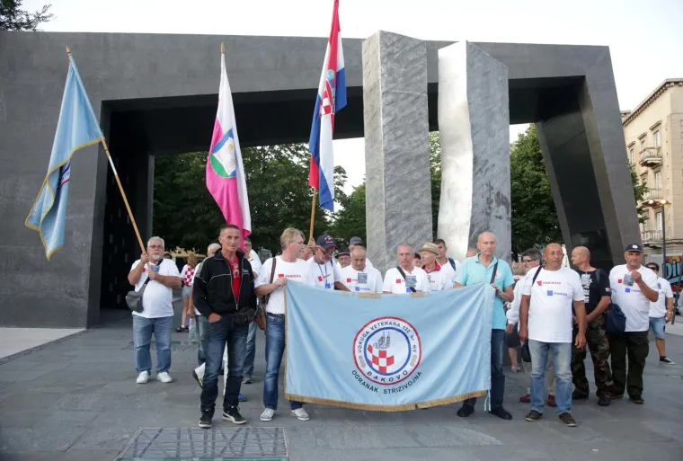 Pogledajte svečane kadrove iz Knina koji je danas 'sredi&scaron;te Hrvatske'