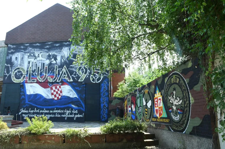 BOYSI KOLONOM I MURALOM POKLONILI SE HRVATSKIM SINOVIMA: Ovako to rade oni koji stvarno vole Hrvatsku