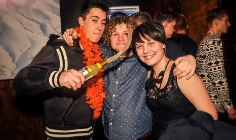 NISU NITI SLUTILI KAKVU ĆE LUDOST UHVATITI OBJEKTIVOM: Sasvim slučajno uslikali urnebesne trenutke