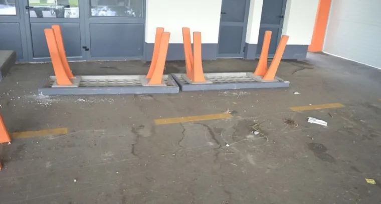 Tko razbija po tržnici u Kotoribi? 'Ovo nije slučajno. Klupe su teže od 200 kg'