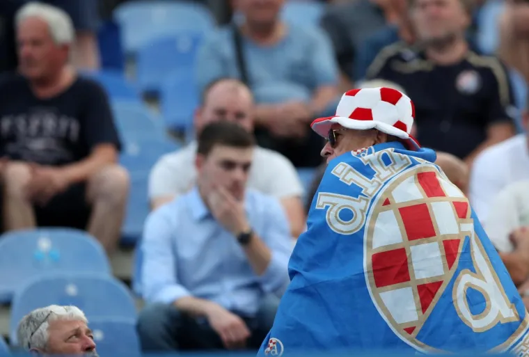 Navijači prate prvu utakmicu 3. pretkola UEFA Lige prvaka, GNK Dinamo - Ferencvarosi TC. Photo: Slavko Midžor/PIXSELL